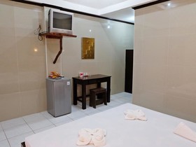 Dumaluan Beach Resort