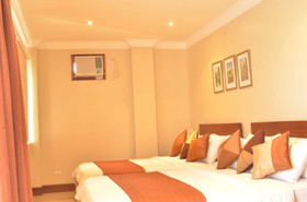 Golden Palm Resort