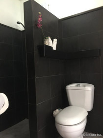 La Pernela Beachfront Resort