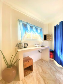 Marina Breeze Resort