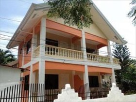 Menchus Pension House