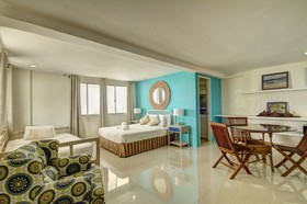 Momo Beach House