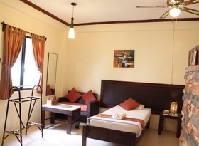 Palms Cove Resort