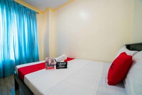 153 Executive Suites by RedDoorz