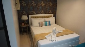 Baymont Suites & Residences