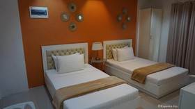 Baymont Suites & Residences