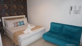 Baymont Suites & Residences