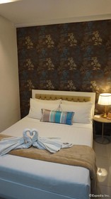 Baymont Suites & Residences