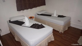DG Budget Hotel Naia