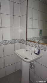 DG Budget Hotel Naia by OYO