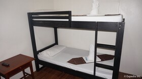 DG Budget Hotel Naia by OYO