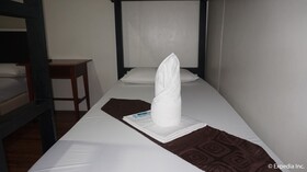 DG Budget Hotel Naia by OYO