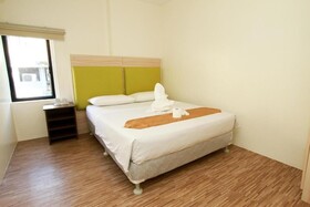 DG Budget Hotel Naia by OYO
