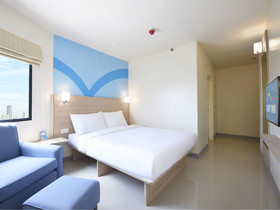 Hop Inn Aseana City Manila