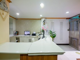 Oyo 836 E & H Residences