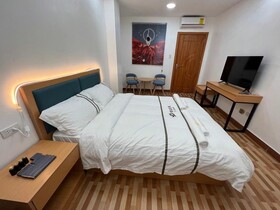 Yi Home Hotel