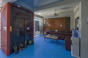 Alicia Apartment by OYO Rooms