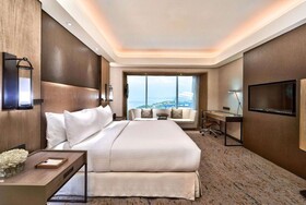 Conrad Manila