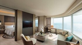 Conrad Manila