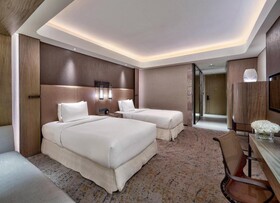 Conrad Manila