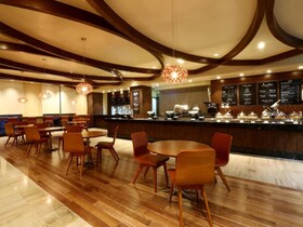 Manila Marriott Hotel