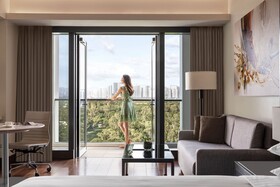 Manila Marriott Hotel