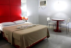 New Winston Hotel