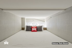 Selah Pods Pasay by ZEN Rooms