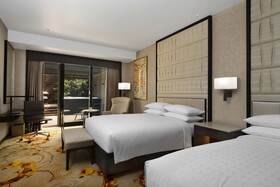 Sheraton Manila Hotel