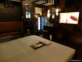 Victoria Court Cuneta Motorist Lodge