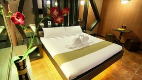 Victoria Court Cuneta Motorist Lodge