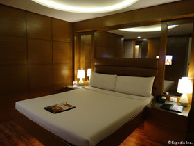 Victoria Court Cuneta Motorist Lodge