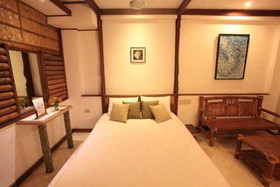 Aura Dive Resort