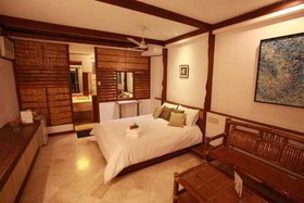 Aura Dive Resort