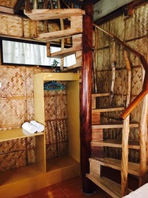 Bamboo House Beach Lodge & Restaurant