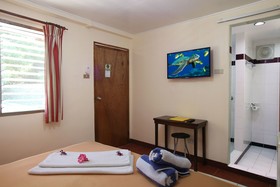 El Galleon Beach Resort