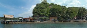 El Galleon Beach Resort