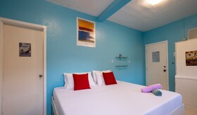 GB Wight Accommodation & Resto Bar