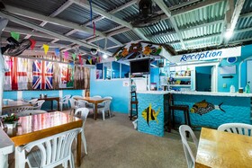 GB Wight Accommodation & Resto Bar
