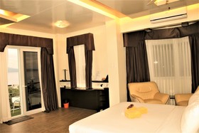 Lalaguna Villas Luxury Resort
