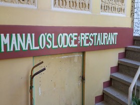 Manalo's Lodge