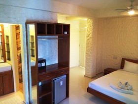 Montani Beach Resort