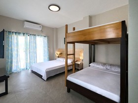 Rold and Roub Suite by Cocotel