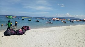 White Beach Guest House