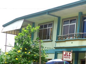 Ayahmi Hostel