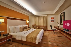 Best Western Plus The Ivywall Hotel