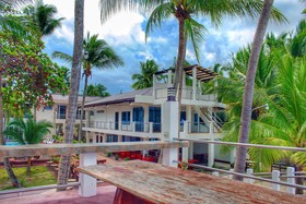 Costa Palawan Resort