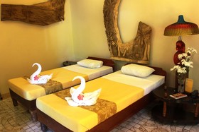 Deep Forest Garden Hotel