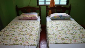 Dhayne Bed And Breakfast Hostel