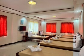 Dinahs Tourist Inn Puerto Princesa